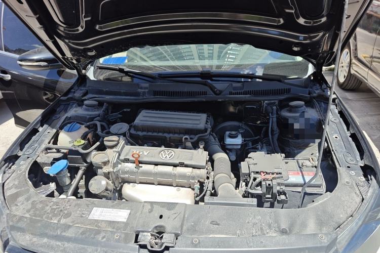 Used Volkswagen Bora 2013 1.6L Manual Comfort Model Engine Bay
