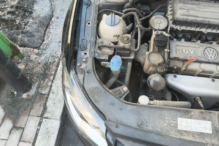 Used Volkswagen Bora 2013 1.6L Automatic Comfort Model Engine Bay Right