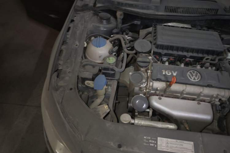 Used Volkswagen Bora 2013 1.6L Automatic Comfort Model Engine Bay Right