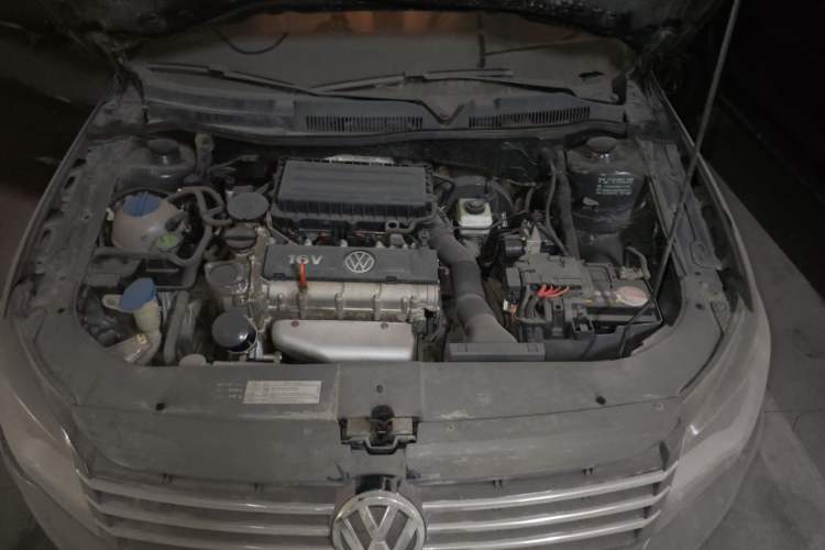 Used Volkswagen Bora 2013 1.6L Automatic Comfort Model Engine Bay