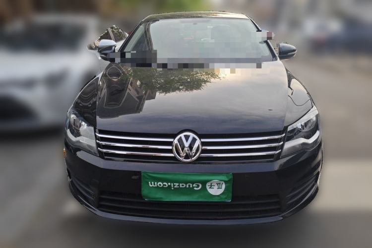 Used Volkswagen Bora 2013 1.6L Manual Fashion Edition Front