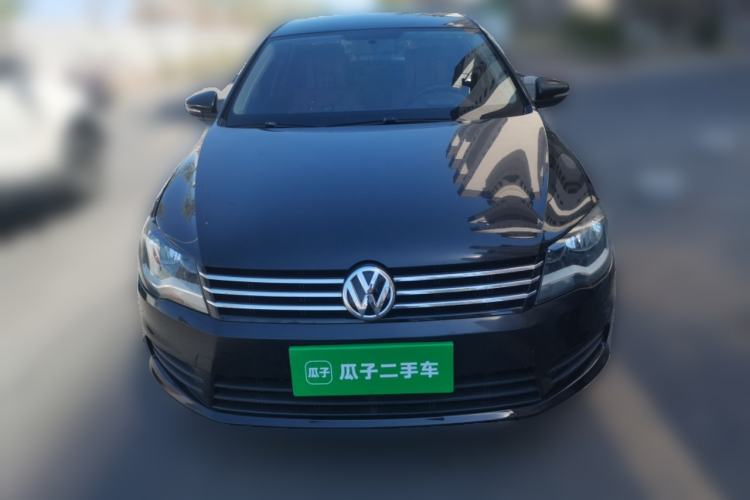 Used Volkswagen Bora 2013 1.6L Manual Fashion Edition Front