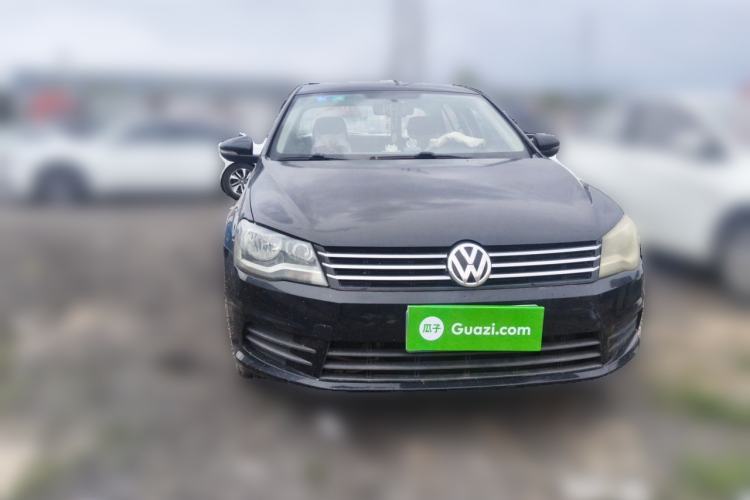 Used Volkswagen Bora 2013 1.6L Manual Fashion Edition Front
