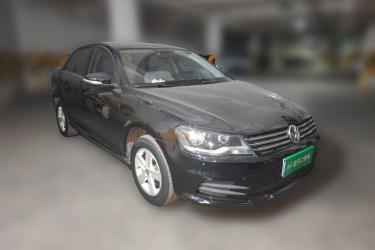 Used Volkswagen Bora 2013 1.6L Automatic Fashion Model Front Right 45 Deg