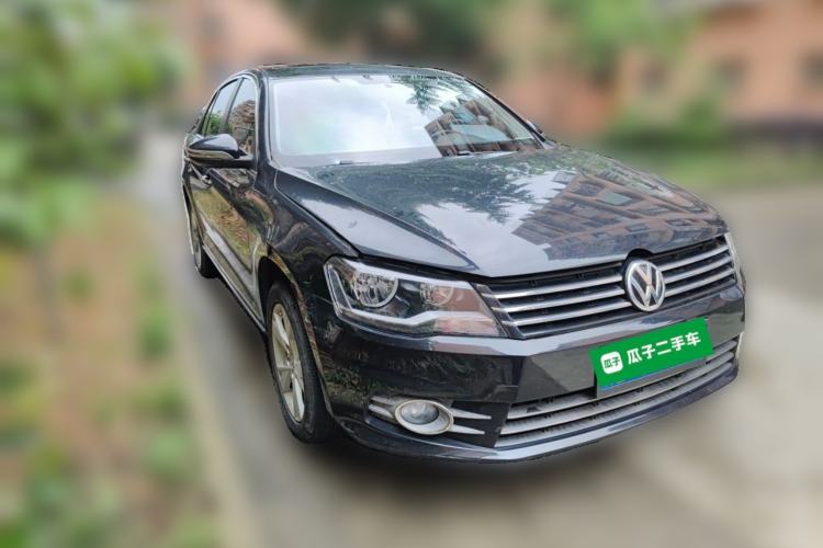 Used Volkswagen Bora 2013 1.6L Automatic Comfort Model Front Right 45 Deg