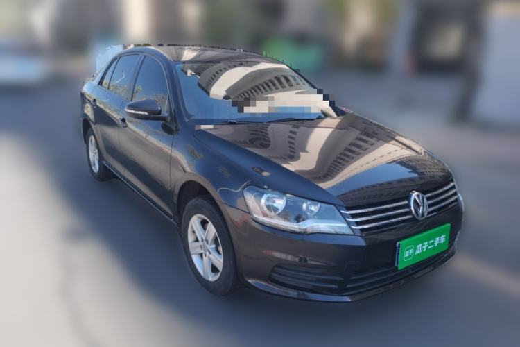 Used Volkswagen Bora 2013 1.6L Manual Fashion Edition Front Right 45 Deg
