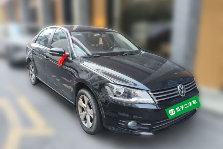 Used Volkswagen Bora 2013 1.6L Manual Comfort Model Front Right 45 Deg