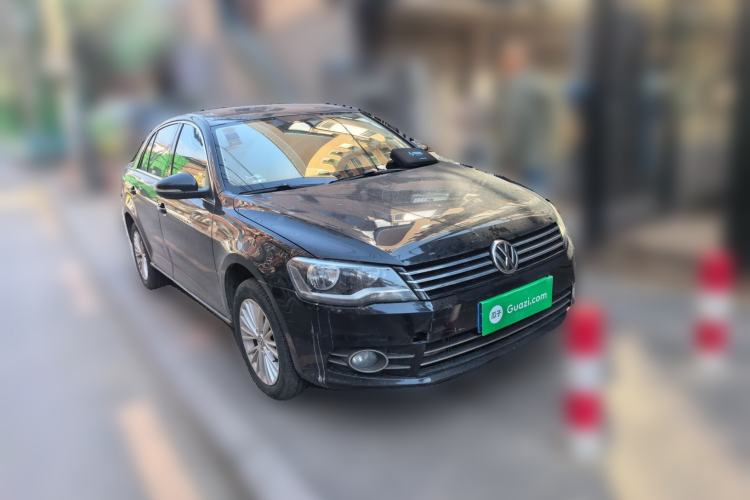 Used Volkswagen Bora 2013 1.6L Automatic Luxury Model Front Right 45 Deg