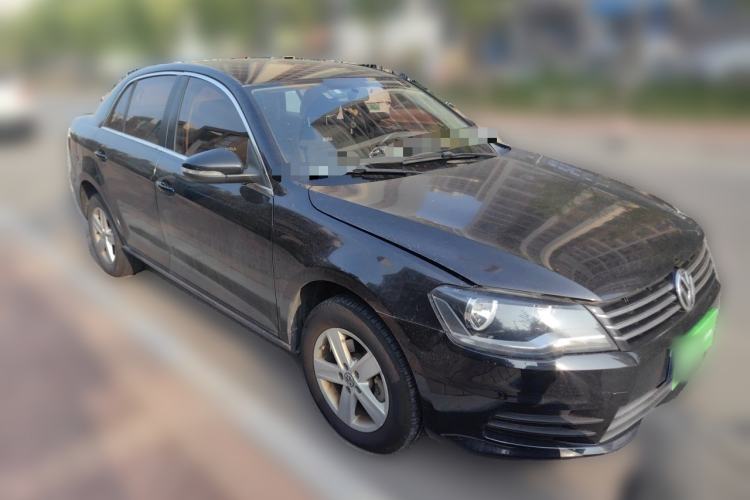 Used Volkswagen Bora 2013 1.6L Manual Fashion Edition Front Right 45 Deg