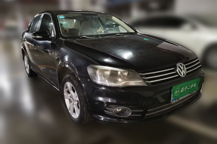 Used Volkswagen Bora 2013 1.6L Manual Comfort Model Front Right 45 Deg