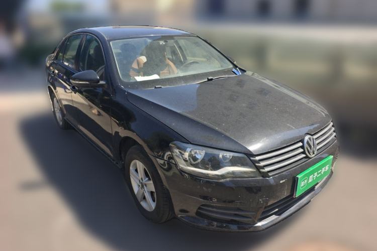 Used Volkswagen Bora 2013 1.6L Manual Fashion Edition Front Right 45 Deg