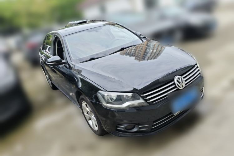 Used Volkswagen Bora 2013 1.6L Automatic Comfort Model Front Right 45 Deg