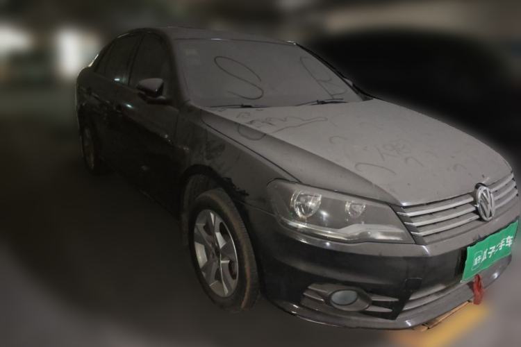 Used Volkswagen Bora 2013 1.6L Automatic Comfort Model Front Right 45 Deg