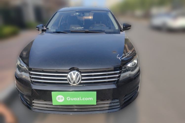 Used Volkswagen Bora 2013 1.6L Manual Fashion Edition Front