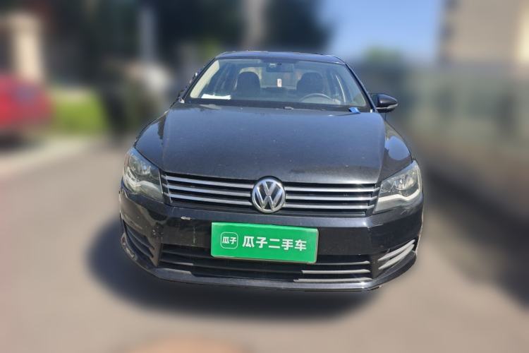 Used Volkswagen Bora 2013 1.6L Manual Fashion Edition Front
