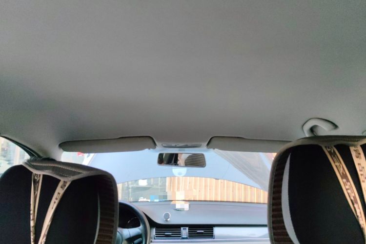 Used Volkswagen Bora 2013 1.6L Manual Fashion Edition Headliner