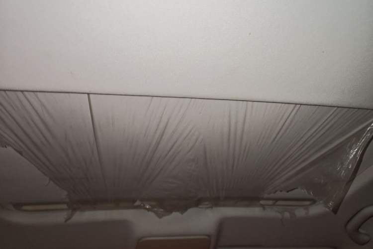 Used Volkswagen Bora 2013 1.6L Automatic Comfort Model Headliner