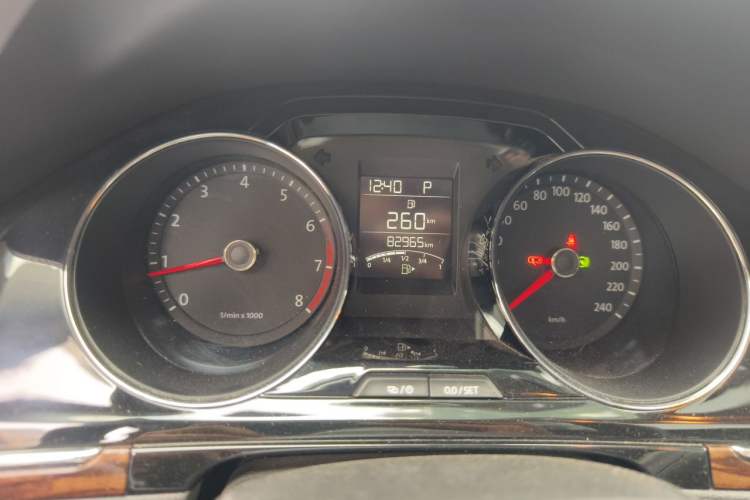 Used Volkswagen Bora 2013 1.4T Automatic Luxury Model Instrument Cluster
