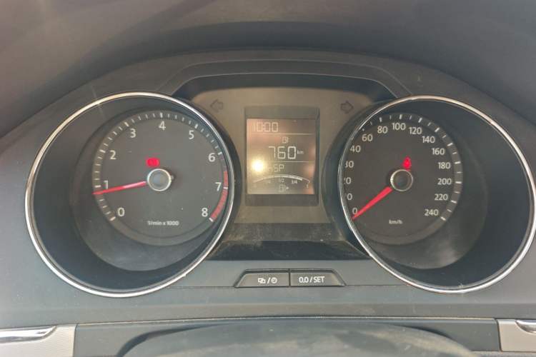 Used Volkswagen Bora 2013 1.6L Manual Fashion Edition Instrument Cluster
