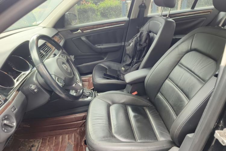 Used Volkswagen Bora 2013 1.4T Automatic Luxury Model Left Front Seat