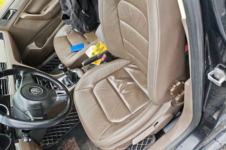 Used Volkswagen Bora 2013 1.6L Manual Comfort Model Left Front Seat