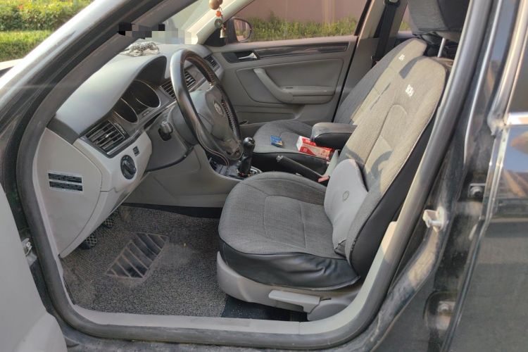 Used Volkswagen Bora 2013 1.6L Manual Fashion Edition Left Front Seat