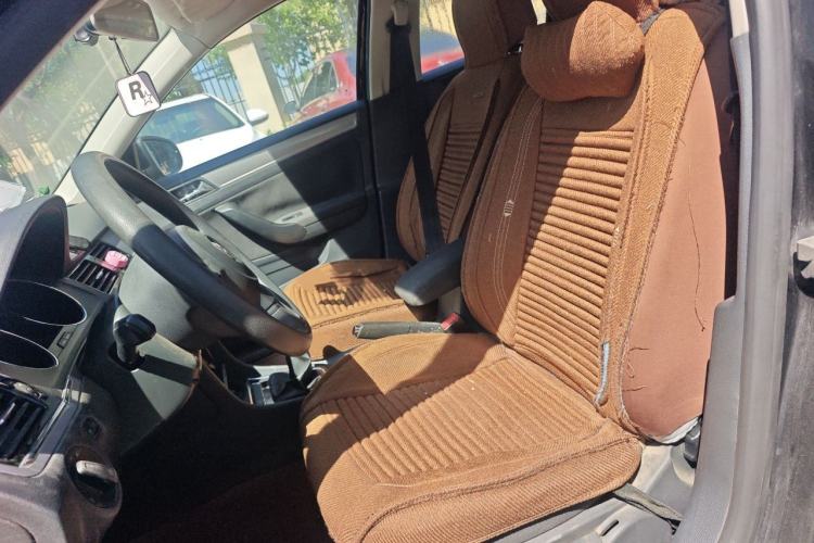 Used Volkswagen Bora 2013 1.6L Manual Fashion Edition Left Front Seat