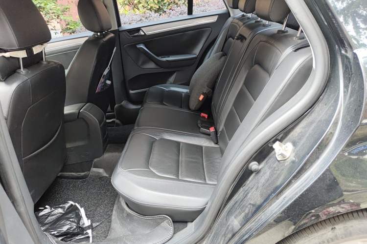 Used Volkswagen Bora 2013 1.6L Automatic Comfort Model Left Rear Seat