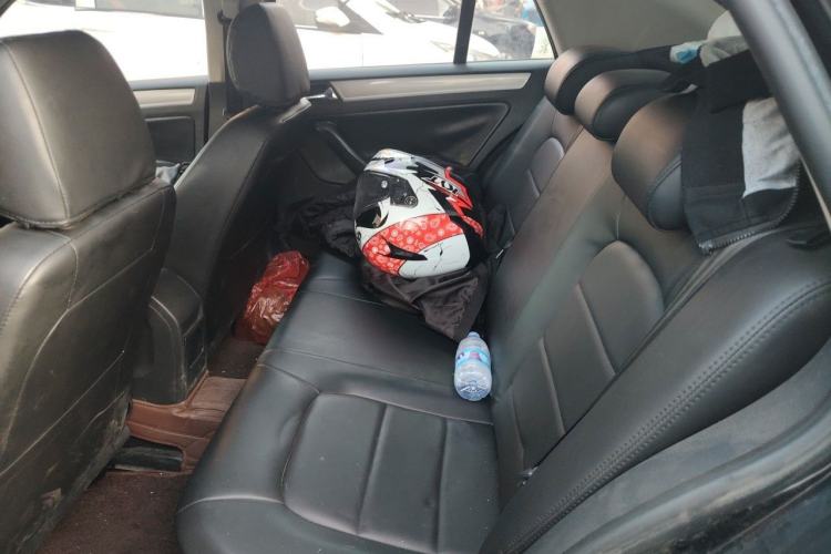 Used Volkswagen Bora 2013 1.6L Automatic Fashion Model Left Rear Seat