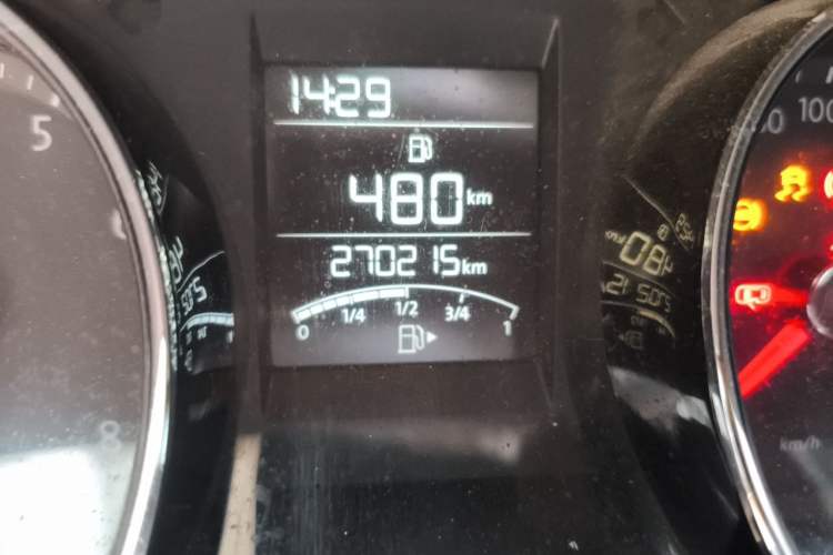 Used Volkswagen Bora 2013 1.6L Manual Comfort Model Odometer Close Up