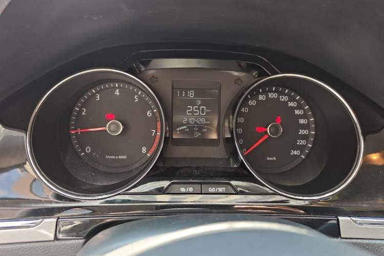 Used Volkswagen Bora 2013 1.6L Manual Comfort Model Odometer Close Up