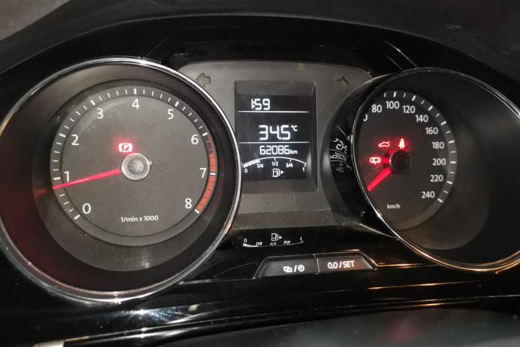 Used Volkswagen Bora 2013 1.6L Manual Comfort Model Odometer Close Up