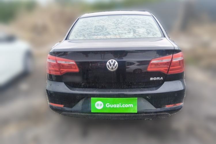 Used Volkswagen Bora 2013 1.6L Manual Fashion Edition Rear