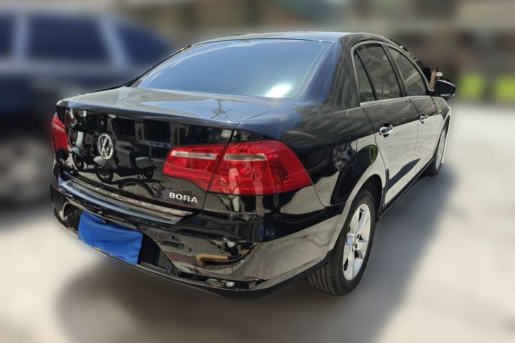 Used Volkswagen Bora 2013 1.6L Manual Comfort Model Rear Right 45 Deg