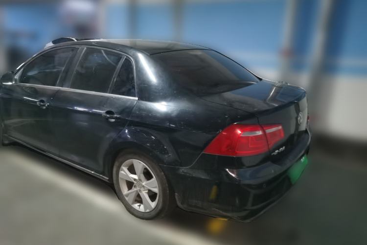 Used Volkswagen Bora 2013 1.6L Automatic Comfort Model Rear Right 45 Deg