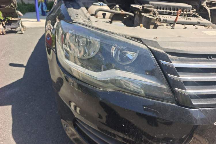 Used Volkswagen Bora 2013 1.6L Manual Fashion Edition Right Front Headlight