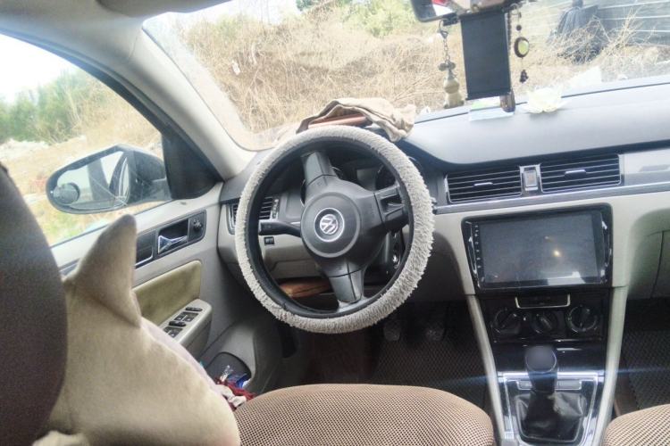 Used Volkswagen Bora 2013 1.6L Manual Fashion Edition Steering Wheel