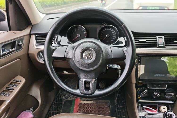 Used Volkswagen Bora 2013 1.6L Manual Comfort Model Steering Wheel
