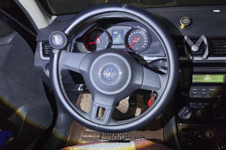 Used Volkswagen Bora 2013 1.6L Manual Fashion Edition Steering Wheel