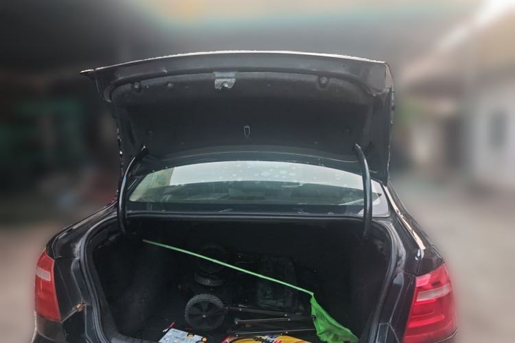 Used Volkswagen Bora 2013 1.6L Automatic Fashion Model Trunk