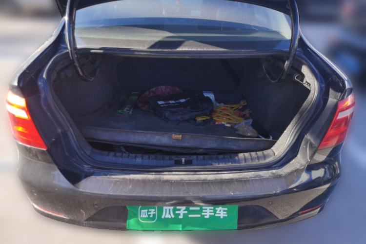 Used Volkswagen Bora 2013 1.6L Automatic Fashion Model Trunk