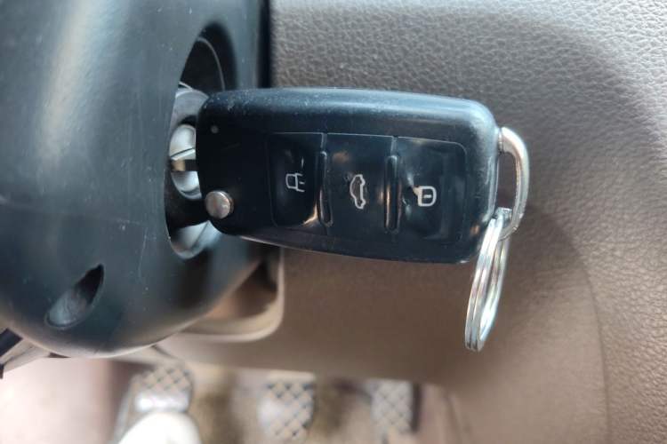 Used Volkswagen Bora 2013 1.6L Manual Comfort Model Vehicle Key