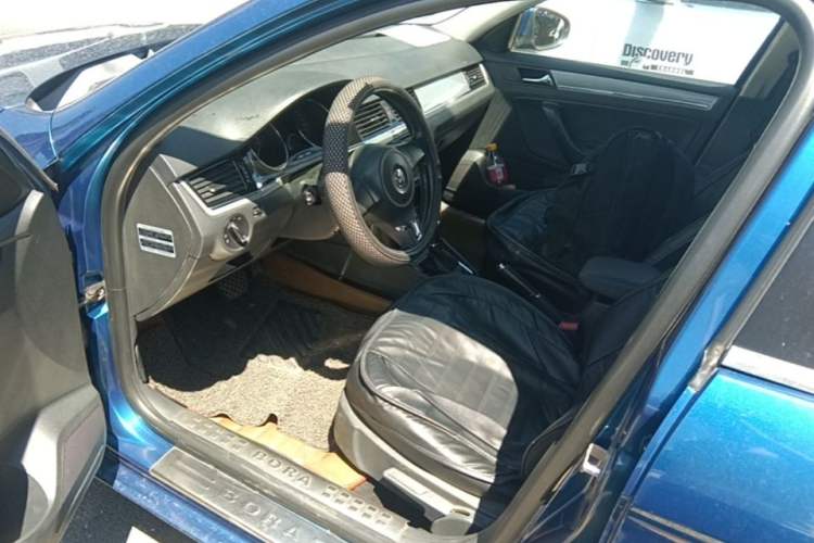 Used Volkswagen Bora 2013 1.6L Automatic Comfort Model Driver Seat