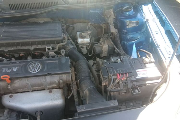 Used Volkswagen Bora 2013 1.6L Automatic Comfort Model Engine Bay Left