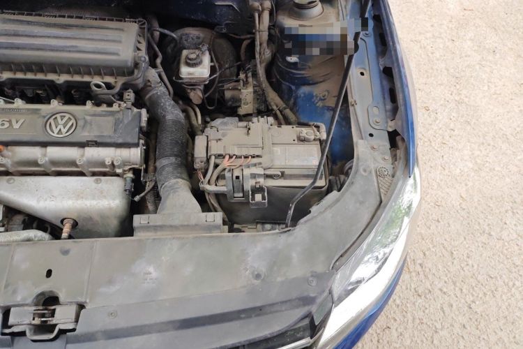 Used Volkswagen Bora 2013 1.6L Automatic Comfort Model Engine Bay Left