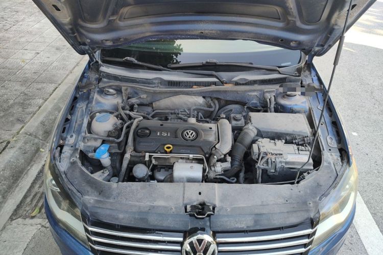 Used Volkswagen Bora 2013 1.4T Manual Comfort Model Engine Bay