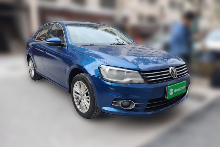 Used Volkswagen Bora 2013 1.6L Automatic Luxury Model Front Right 45 Deg