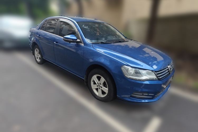 Used Volkswagen Bora 2013 1.6L Automatic Fashion Model Front Right 45 Deg