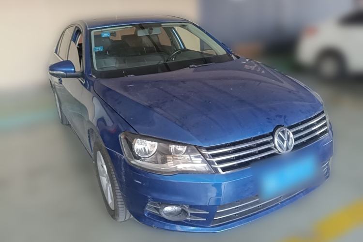 Used Volkswagen Bora 2013 1.6L Manual Comfort Model Front Right 45 Deg