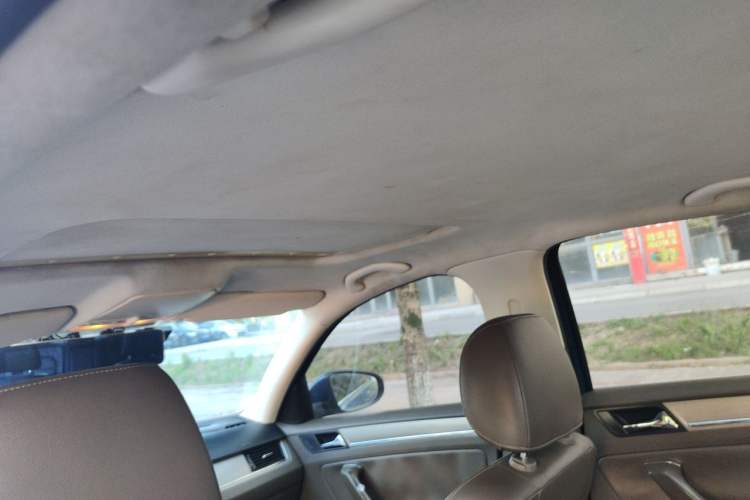 Used Volkswagen Bora 2013 1.4T Manual Comfort Model Headliner